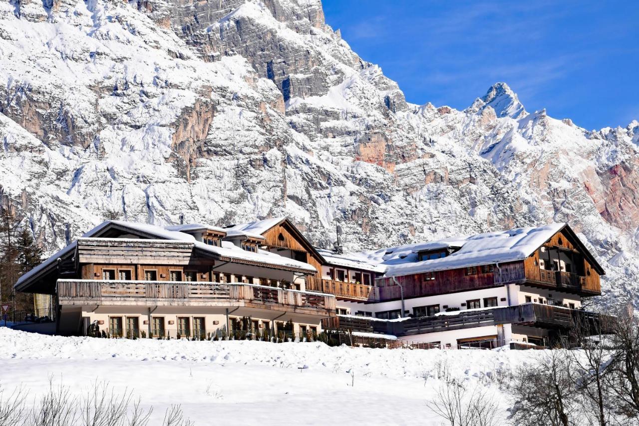 Rosapetra Spa Resort - Small Luxury Hotels Of The World Кортина-д'Ампеццо Экстерьер фото