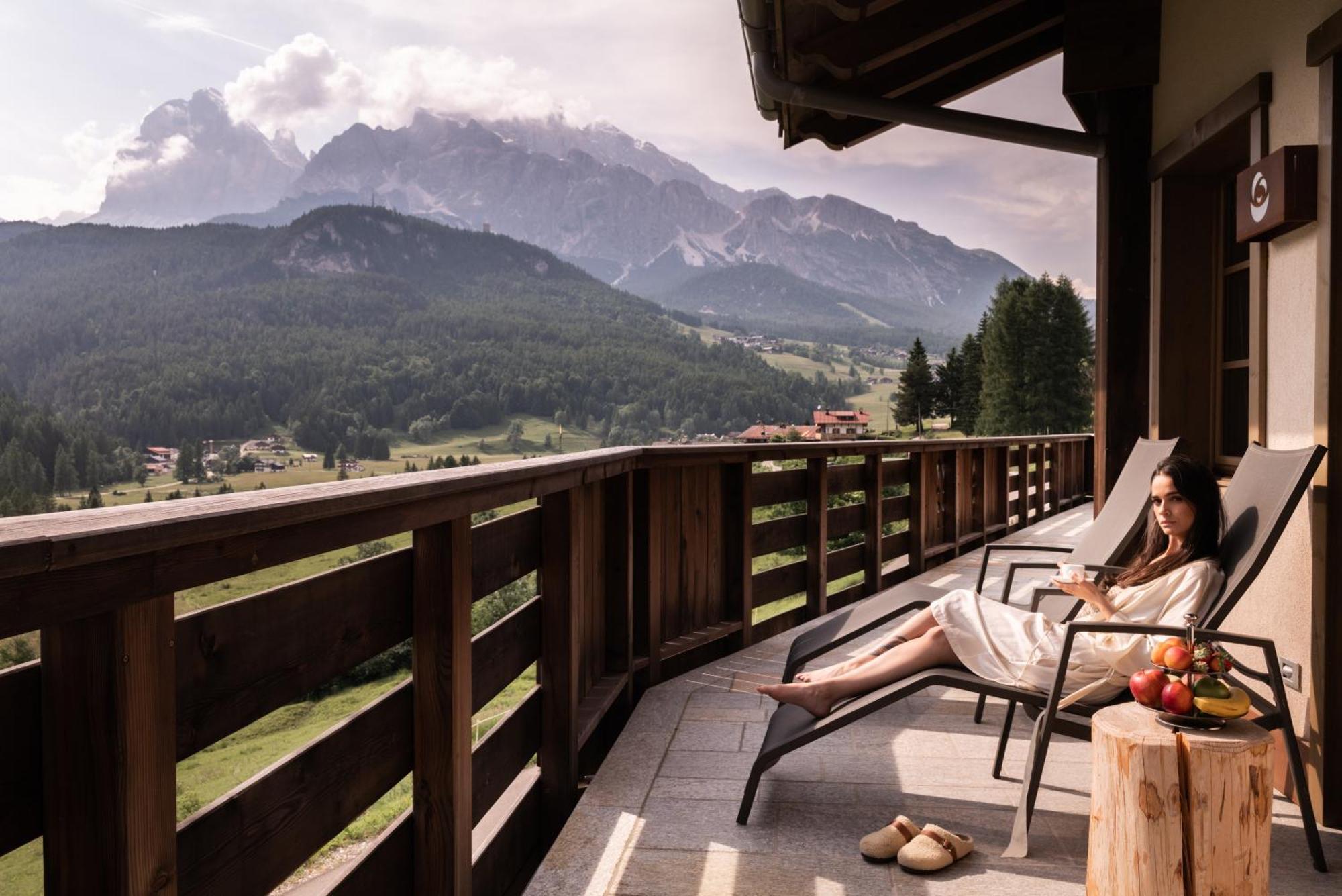 Rosapetra Spa Resort - Small Luxury Hotels Of The World Кортина-д'Ампеццо Экстерьер фото