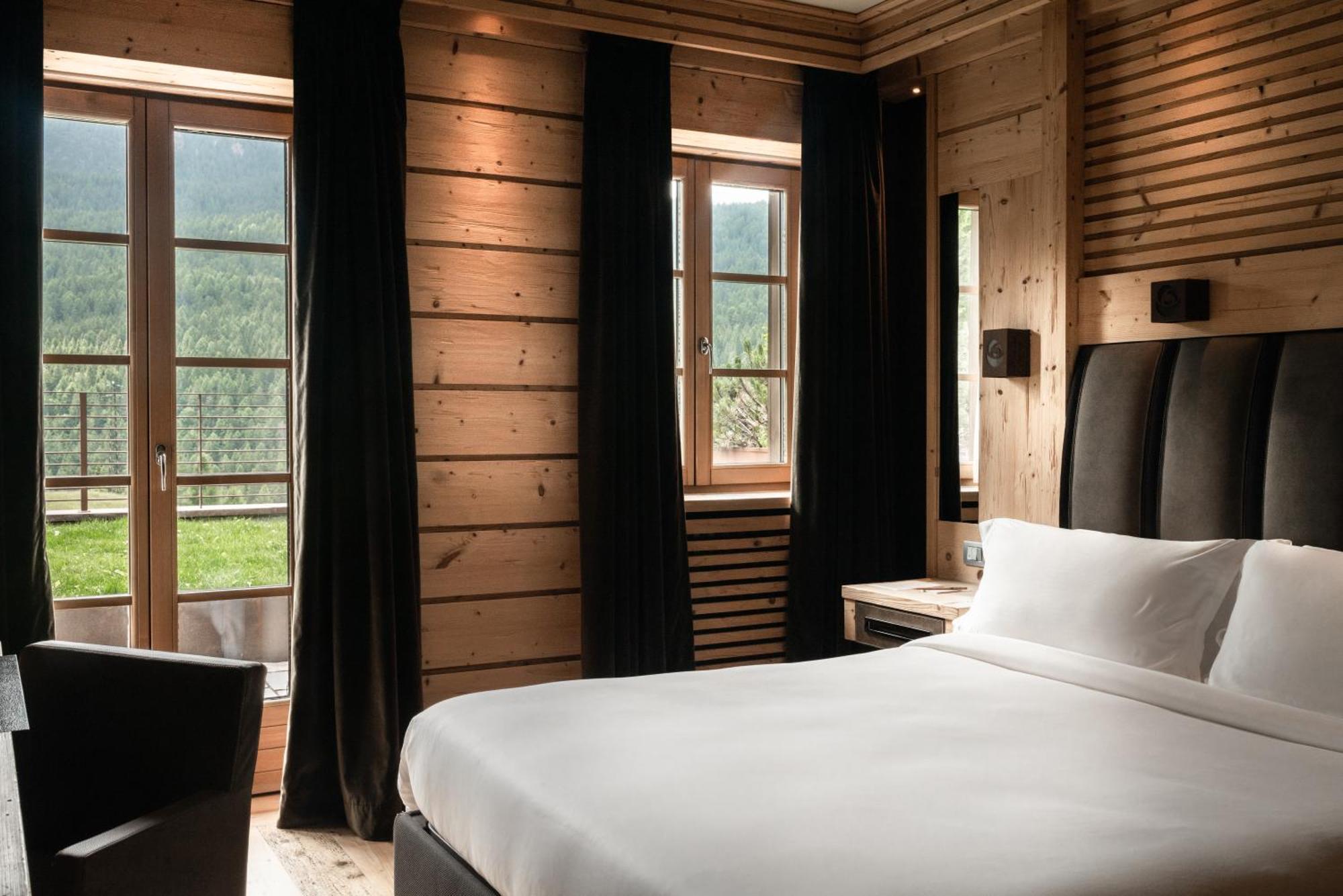 Rosapetra Spa Resort - Small Luxury Hotels Of The World Кортина-д'Ампеццо Экстерьер фото